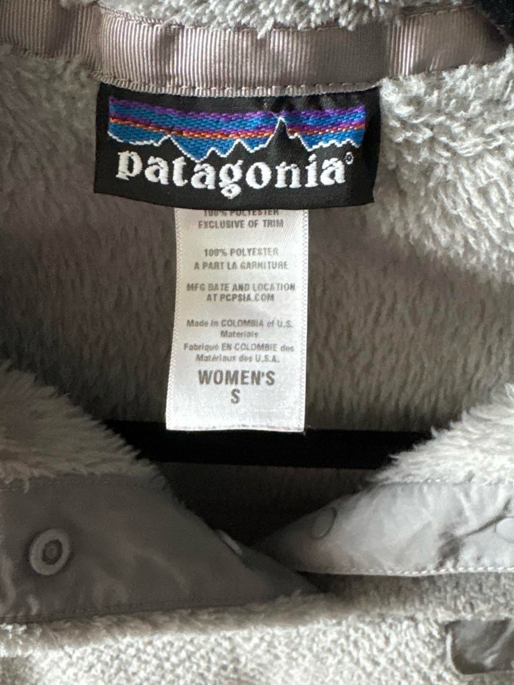 Patagonia Light Gray Fleece Snap-T Pullover - Picture 2 of 3